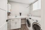 Laundry room at Sunset Dreams